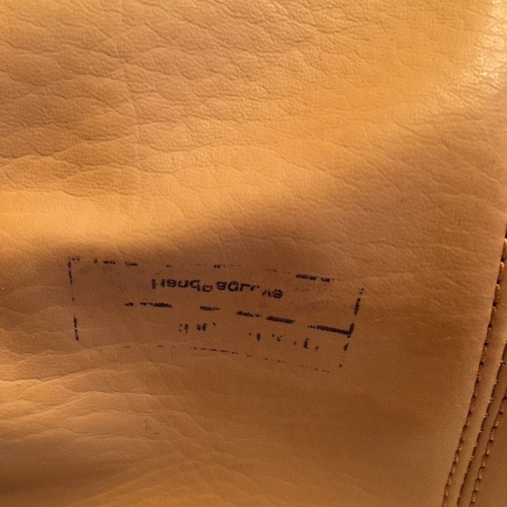 New Tan Hobo - Picture 3 of 7